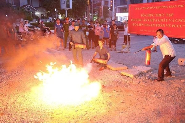 Sẵn sàng hội thi nghiệp vụ “Tổ liên gia an toàn phòng cháy, chữa cháy”