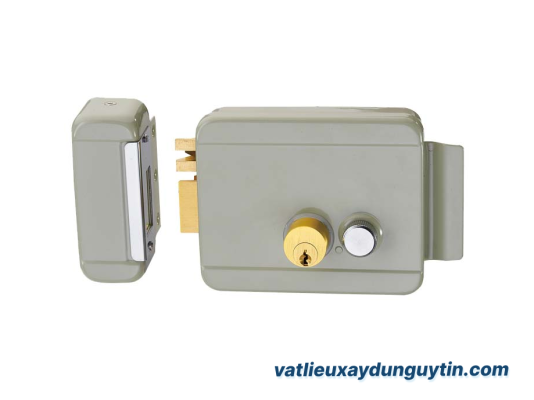 Một số quy định cho cửa thoát hiểm khi lắp khóa điện từ