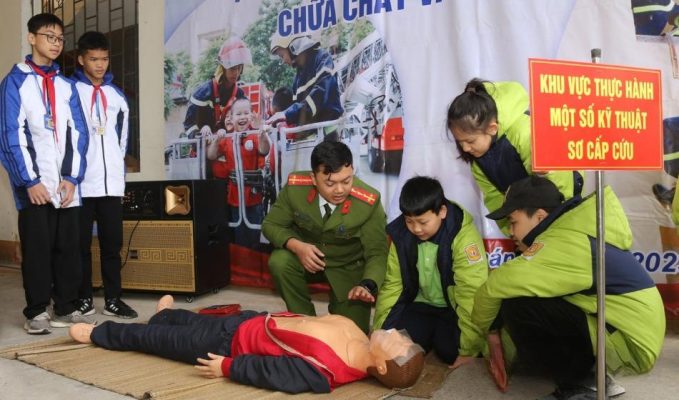 Trải nghiệm thực hành: Giải pháp nâng cao kỹ năng phòng cháy, chữa cháy cho người dân