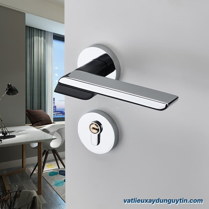 Những lưu ý khi sử dụng khóa tay gạt để đảm bảo tuổi thọ
